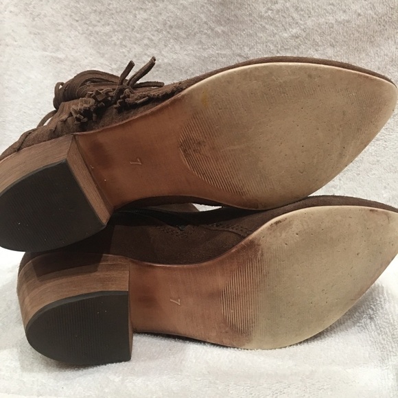 Seychelles Suede Western Ankle Booties with Fringe Size 7 Brown EUC - Picture 11 of 12